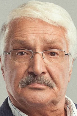 Салих Калион